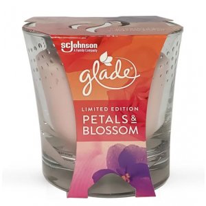 Glade Petals&Blossom sviečka 129g