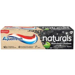 Aquafresh Naturals Whitening Charcoals zubná pasta 75ml